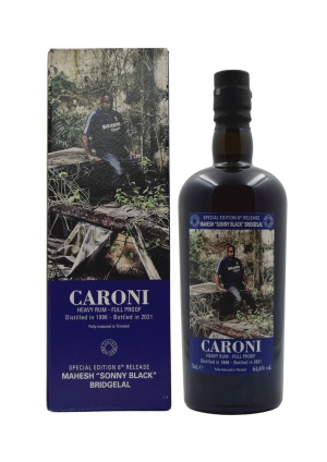 rhum-caroni-mahesh-sonny-black-bridgelal-25-ans-etui