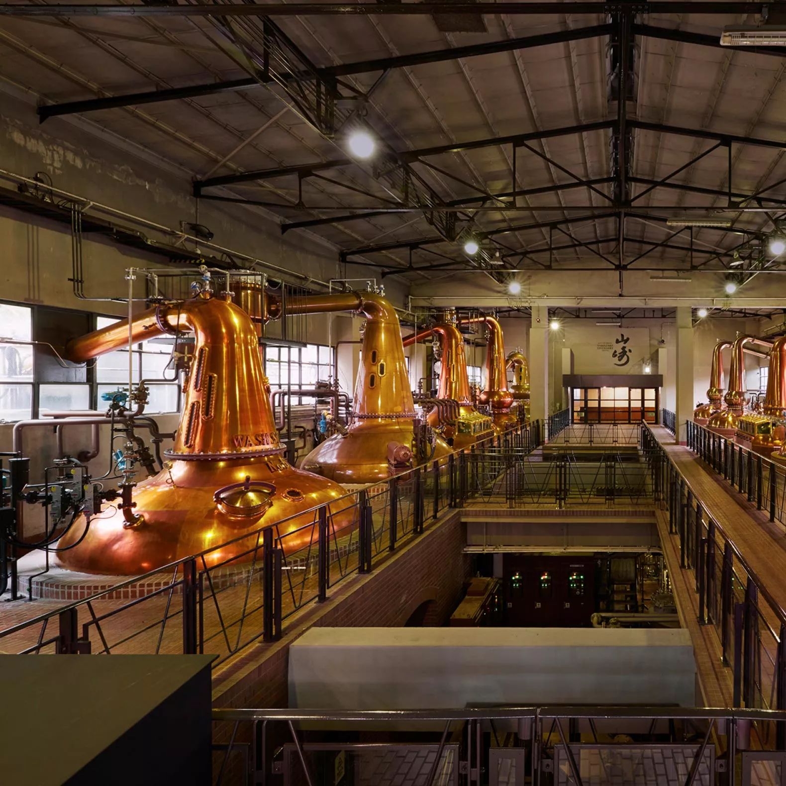 yamazaki_distillery_gallery_large_image_jpg